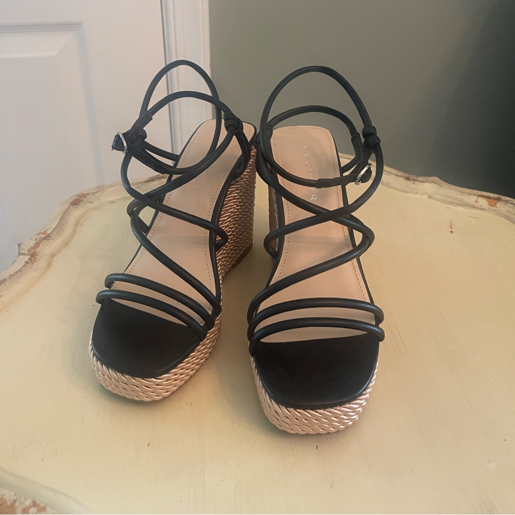 Marc Jacobs Brand New Black Wedge Sandal